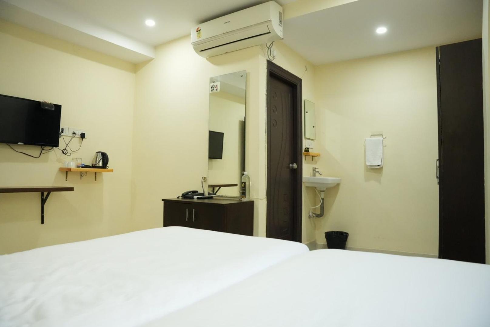 Da Lara Suites Kondapur  Екстер'єр фото