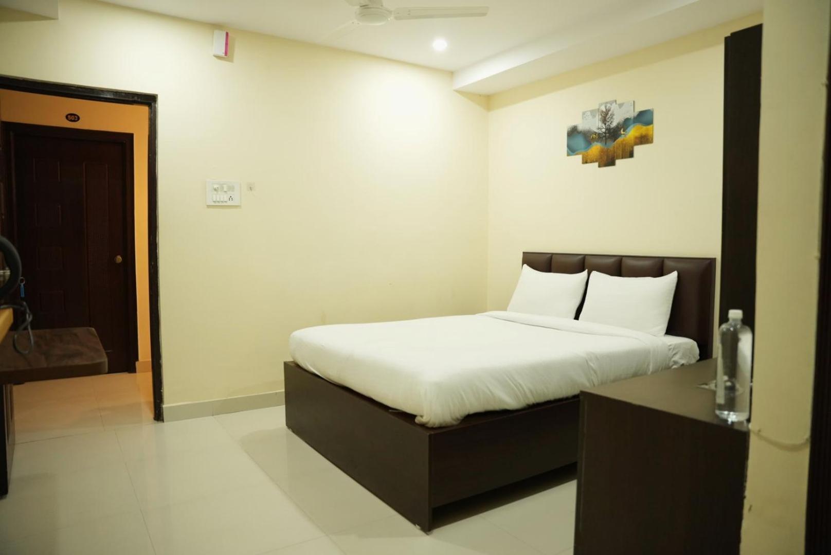 Da Lara Suites Kondapur  Екстер'єр фото