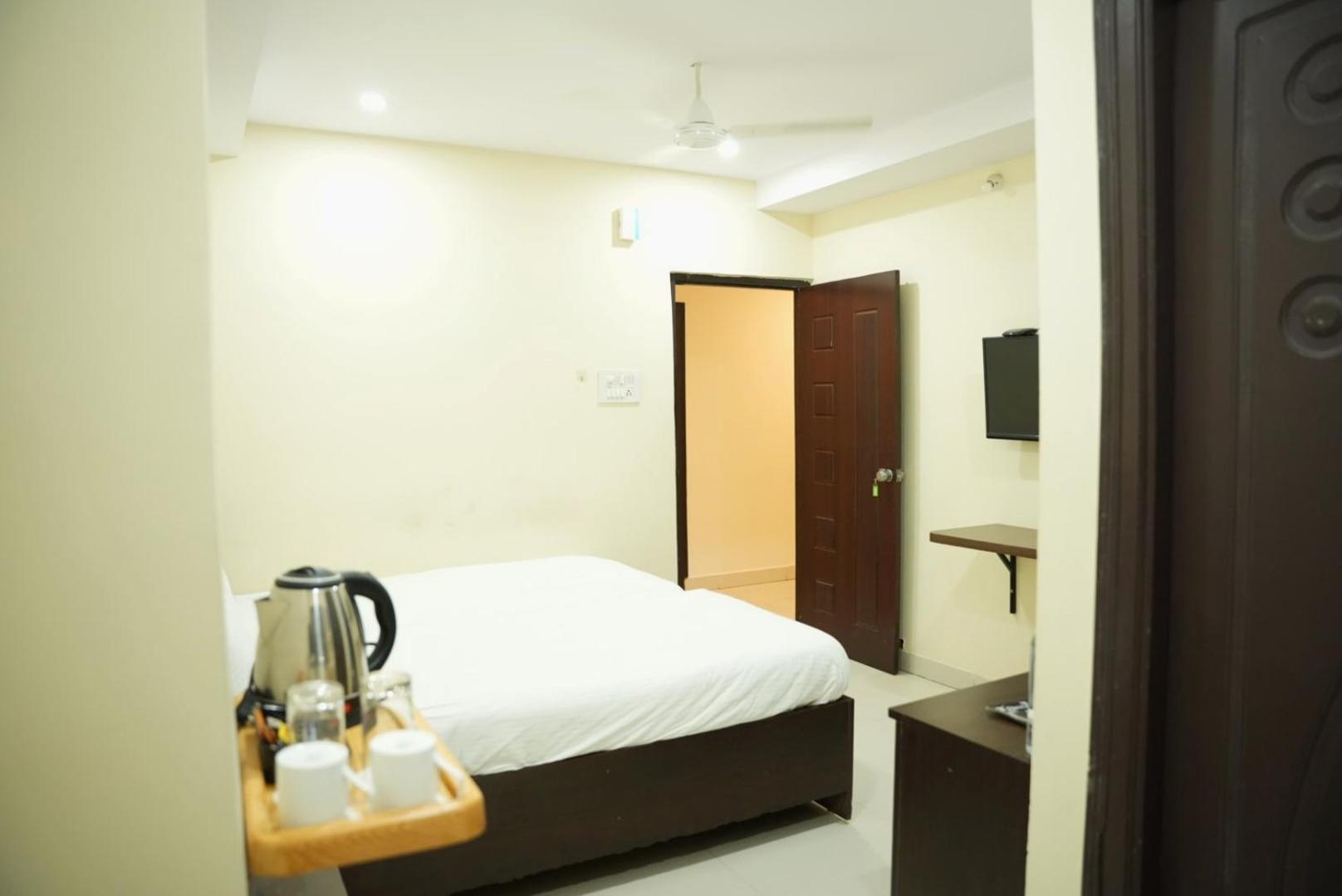 Da Lara Suites Kondapur  Екстер'єр фото